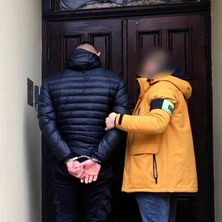 Miał w domu znaczne ilości narkotyków. Mieszkaniec Białych Błot zatrzymany